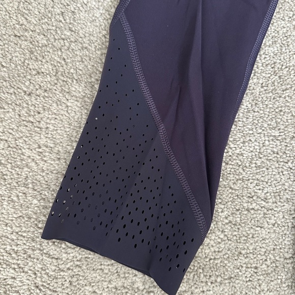 Lululemon Anew Crop (21") Black Grape Purple 4 - Picture 6 of 8